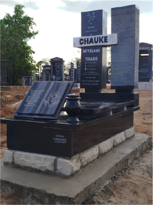 ZIMBABWE BLACK
MARBLE WHITE